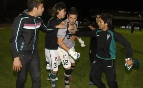 Viana después de recibir la patada de Cellerino