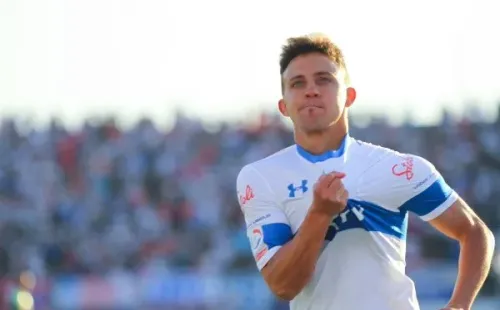 El volante argentino tiene cinco título con la UC. (FOTO: Agencia Uno)