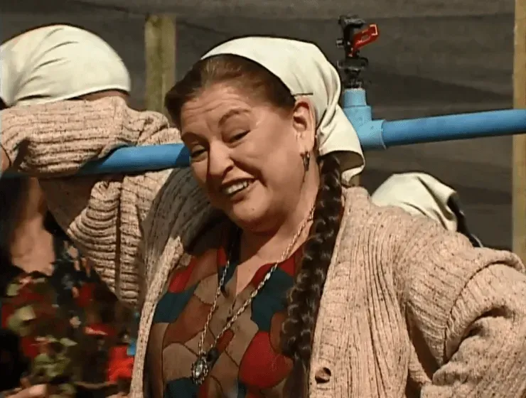 Lucy Salgado durante su participación como temporera en Aquelarre, de Televisión Nacional de Chile, estrenada en 1999.
