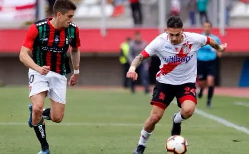 El extremo de Curicó está siendo seguido desde México como de algunos clubes de la región Metropolitana. Sin embargo, los torteros no lo dejarán partir si no llega una buena oferta. (FOTO: Agencia Uno)