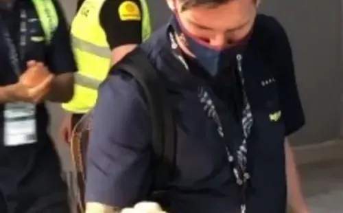 Las redes sociales del Barcelona tiraron la talla con el impasse que vivió Messi en La Cerámica con el termómetro.