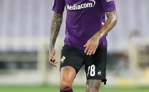 Erick Pulgar ingresó en el segundo tiempo y fue clave para la mejora de su equipo en la cancha. Eso sí, no le alcanzó. Foto: Getty Images