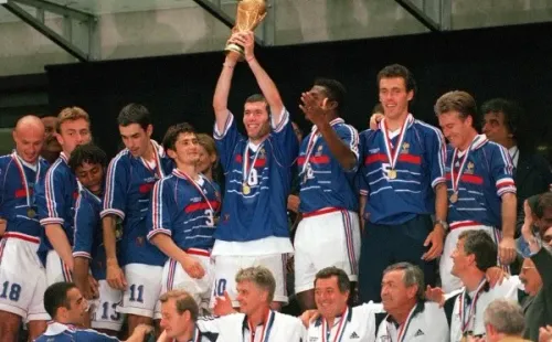 Francia logró de local en 1998 su primer título mundial, el que se repitiría en 2018. (Foto: Getty)