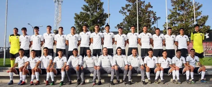 Luis Mena encabeza la categoría Sub 17 en las divisiones menores de Colo Colo