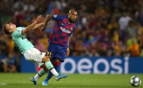 Arturo Vidal no estará en la revancha entre Inter y Napoli por Champions League producto de suspensión (Agencia Uno)