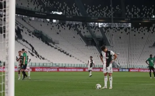 El sello de CR7, que marcó de penal los dos tantos con que igualaron ante el Atalanta en uno de los partidos más complejos que les quedaban. (Foto: Getty)