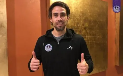 Jorge Valdivia jugará en Mazatlán FC, nuevo equipo de la Liga MX que compró la franquicia que pertenecía a su anterior institución, Monarcas Morelia.
