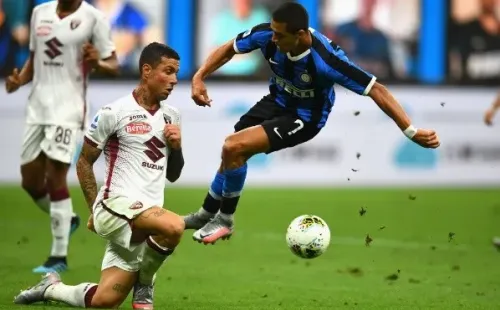 Alexis frente al Torino.