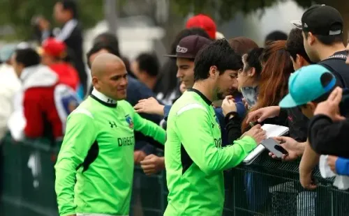 Humberto Suazo y Jaime Valdés vuelven a ser compañeros tras su paso por Colo Colo. Foto: Agencia Uno