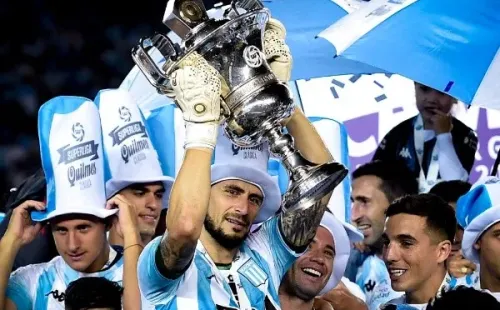 Gabriel Arias ha alcanzado la consolidación de su carrera desde su arribo a Racing Club. Ahora espera extender su contrato y mejorar su sueldo. Foto: Getty Images