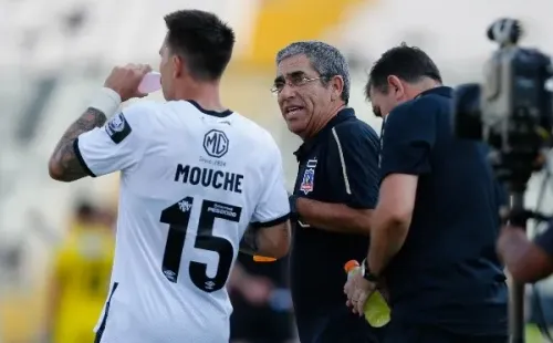 Gualberto Jara descartó refuerzo para Colo Colo esta temporada y dijo estar contento con lo que tiene. Foto: Agencia Uno