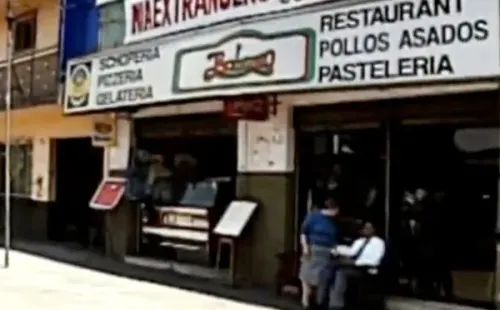 Este era el restaurant que estaba debajo de la oficina de Moreira.