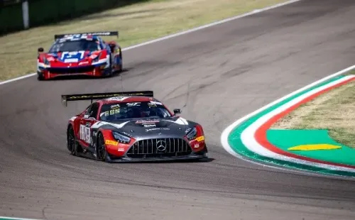 El chileno Benja Hites debutará este domingo desde las 7:30 horas de Chile en el GT World Challenge con una carrera Endurance de 3 horas.