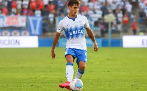 El volante es uno de los puestos fijos para Holan, entrenador Cruzado. (FOTO: Agencia Uno)