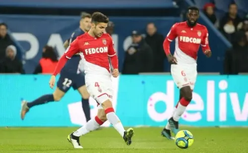 Fábregas tuvo un pésima temporada con el Mónaco, apareciendo en apenas 22 duelos y sin marcar goles.