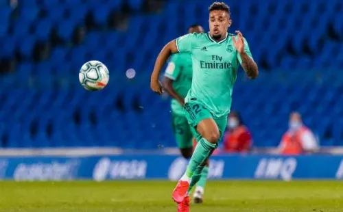 Mariano fue el primer confirmado con coronavirus en el regreso a las prácticas en España. A él se unen casos en Sevilla, Almería y Zaragoza, que dejan colgando de un hilo al regreso del fútbol. Foto: Getty Images