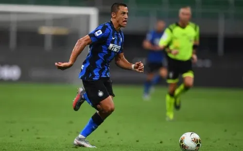 El delantero chileno con buenos rendimientos se ganó a la prensa y los hinchas del Inter. (FOTO: Getty)