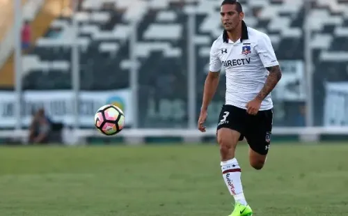 El retirado futbolista tiene pasos por Colo Colo, la UC, Magallanes, Liverpool, Real Betis, Real Sociedad, CSKA Moscú, Sport Recife. (FOTO: Agencia Uno)