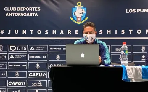 El trasandino fue presentado bajo estrictos protocolos sanitarios.