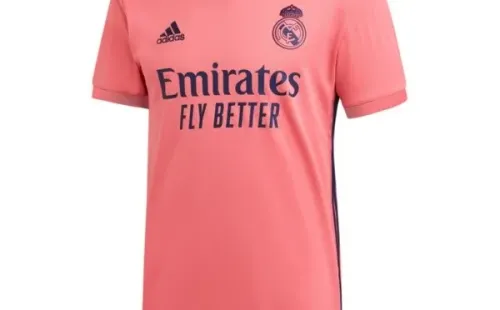 La nueva camiseta away del Real Madrid.