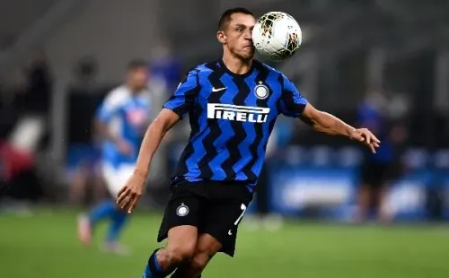 Alexis Sánchez y la nueva camiseta del Inter