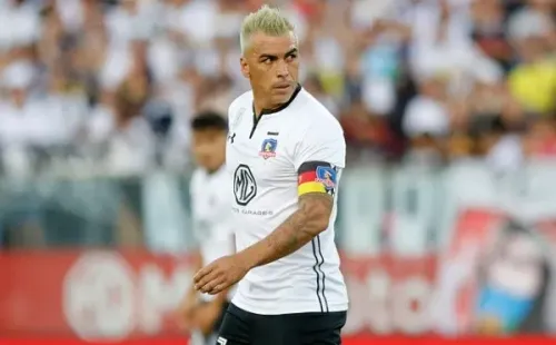 Esteban Paredes rubio platinado