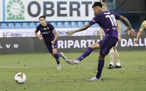 Pulgar anotando de penal su séptimo gol en la Serie A. (FOTO: Getty)