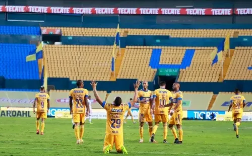 Eduardo Vargas y Tigres iban ganando hasta el minuto 85′, donde regalaron el empate a Pachuca. Foto: JamMedia