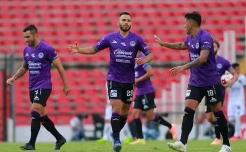 Empate de Mazatlán contra Querétaro. Gonzalo Jara el de la derecha.