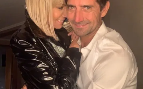 La foto que compartió Félix Uretajunto a su pareja Raquel Argandoña.