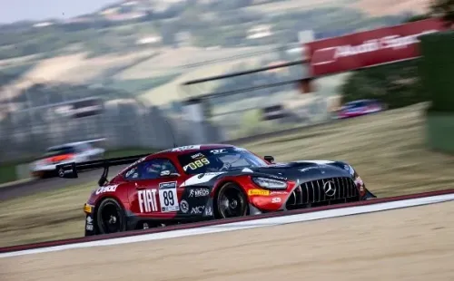 La participación del chileno será en el marco dela segunda fecha del certamen europeo de autos GT3 y la primera por la Copa Sprint.