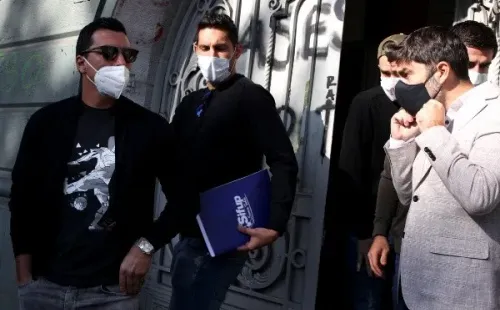 Paredes, Insaurralde, Zaldivia y Barroso, parte de la mesa negociadora de Colo Colo que no llegó a acuerdo con Blanco y Negro hace unos meses.