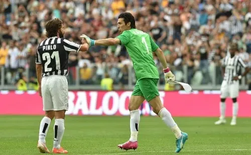 Andrea Pirlo y Gianluigi Buffon fueron compañeros hace solo unos pocos años atrás en la Juventus. Foto: Getty Images