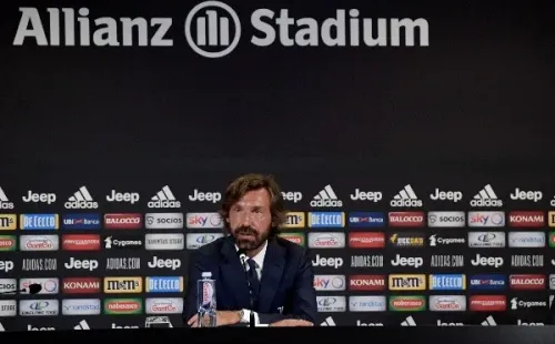 Pirlo firmó por dos temporadas con la Juventus, donde uno de sus grandes metas será la Champions League.