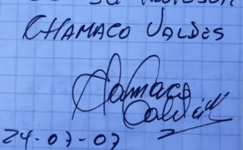 El autógrafo de Chamaco Valdés para Pablo Aránguiz cuando este era sólo un niño.