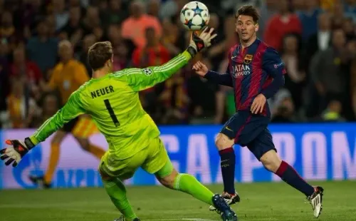 Messi vence a Neuer para asegurar la llave ante el Bayern en la Champions 2014-2015 (Getty Images)