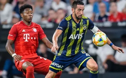 Mauricio Isla en Fenerbahce