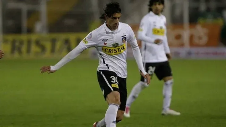 Solo tres partidos jugó Gino Clara en su paso por Colo Colo.
