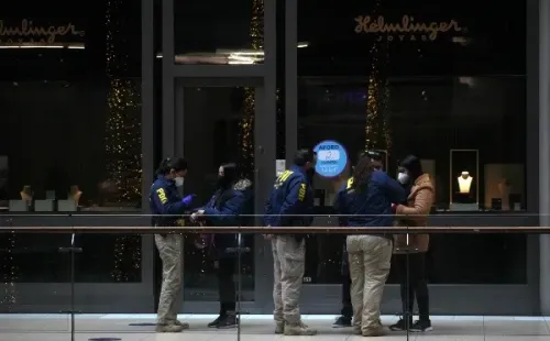 PDI controló los accesos para evitar posibles casos positivos intentando ingresar.Foto: Agencia Uno