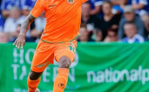 El chileno dejó el Alanyaspor para emigrar a los Emiratos Árabes, donde recibirá un sueldo multimillonario más bonos.