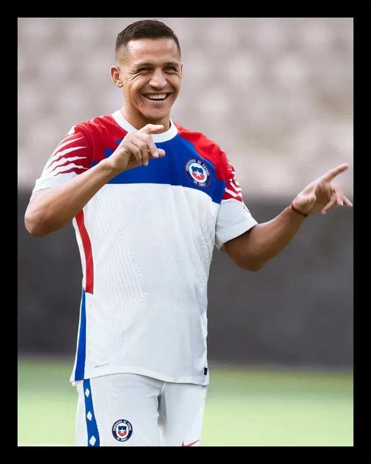 La nueva equipación celebra la herencia chilena, así como la actitud guerrera, invocando una sensación de orgullo en quienes vistan la camiseta.