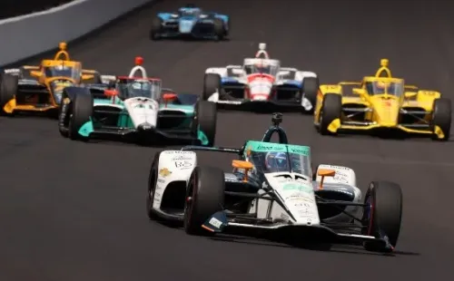 El asturiano finalizó 21 en su tercer intento por ganar los 500 Millas de Indianápolis.