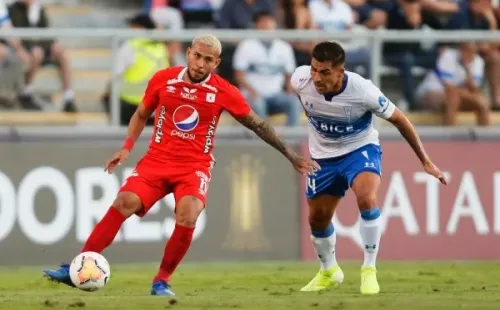 Universidad Católica disputando la Copa Libertadores