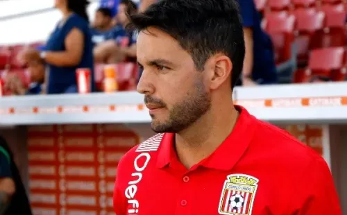 Nicolás Larcamón, técnico Curicó Unido
