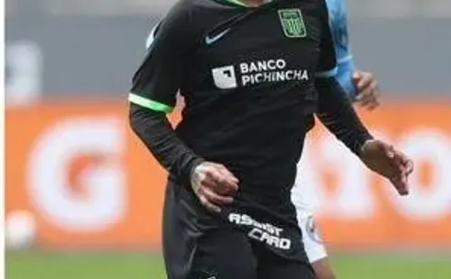 Pato Rubio fue titular y tuvo un buen cometido, mostrándose peligroso y con hambre de gol.