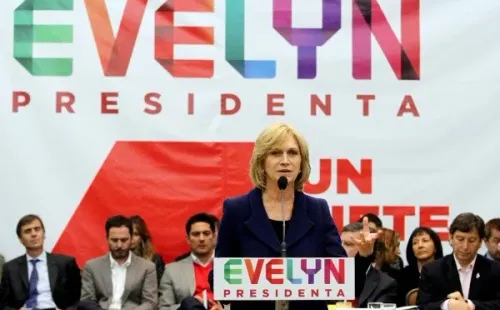 Evelyn Matthei candidata presidencial en 2013