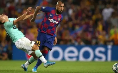 Arturo Vidal en el duelo Barcelona-Inter