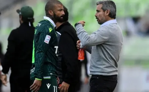 El estratega wanderino comparó el aporte de Bielsa con lo realizado por Mirko Jozic en Colo Colo.