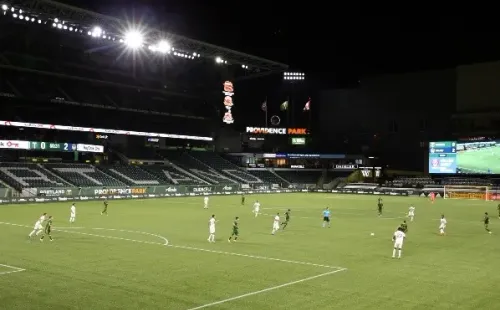 La escuadra de Felipe Mora fue derrotada a domicilio por 3-2 por LA Galaxy.