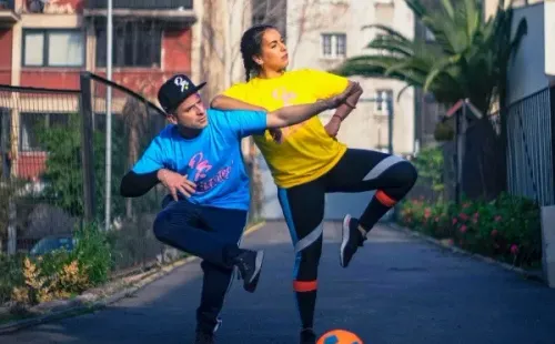 Baila Fútbol es la nueva y exitosa campaña de Fútbol Más para aportar a la actividad física de niños y niñas.